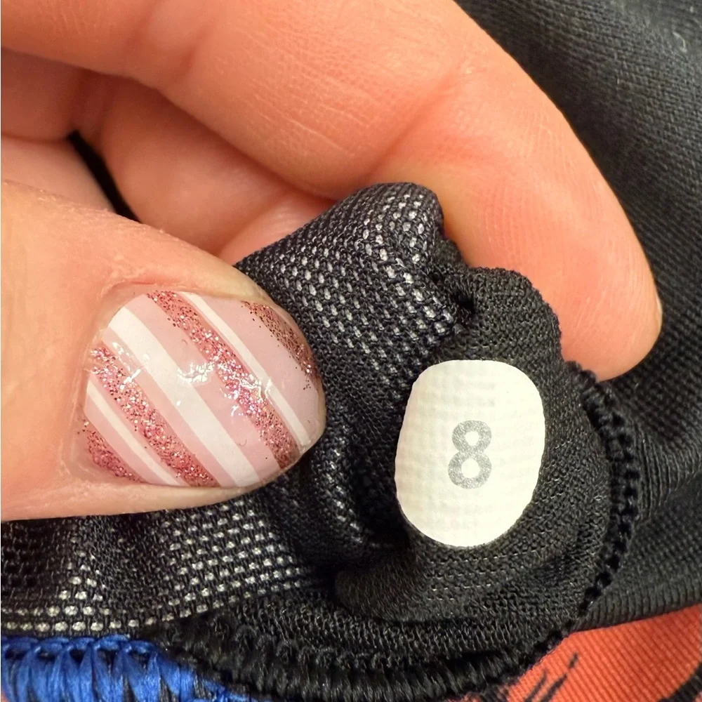 Lululemon Free to Be Bra Size 8 – Abstract Blue/Coral Print, Supportive Cups - Picture 4 of 9